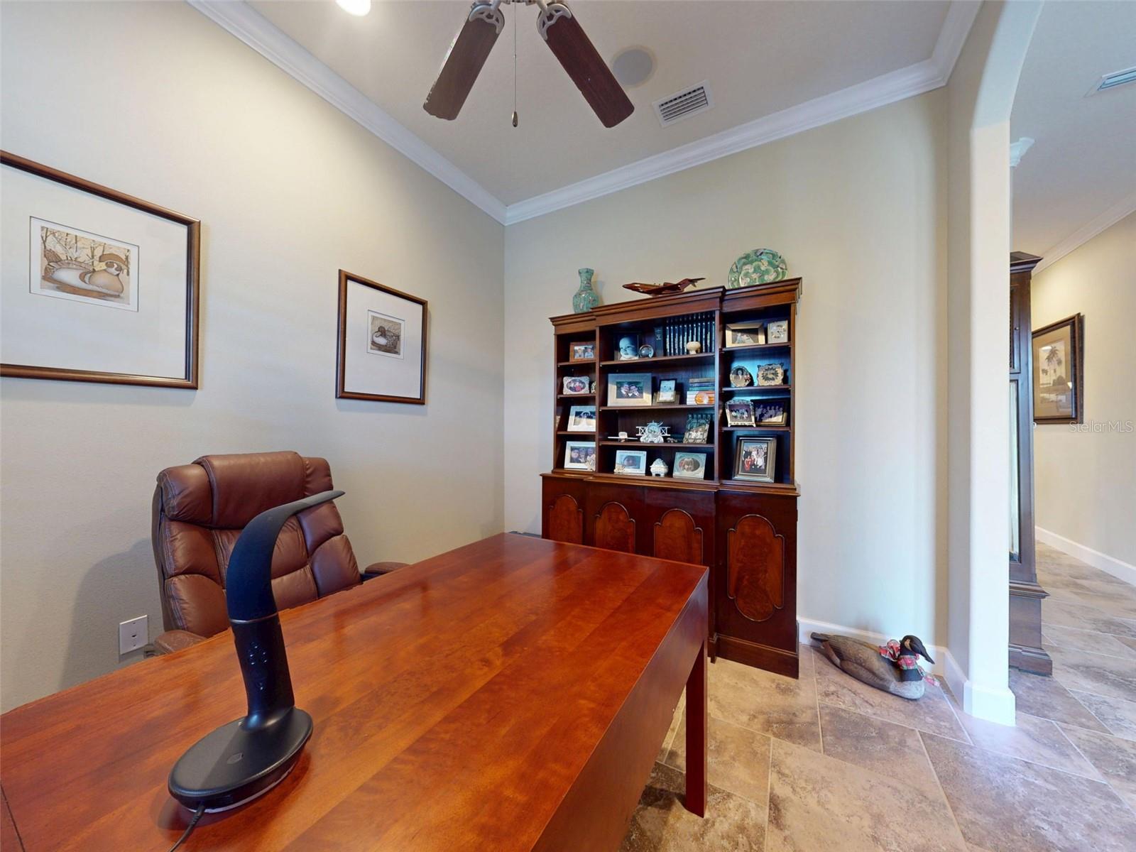 Image 10 of 100 For 3431 Torre Boulevard