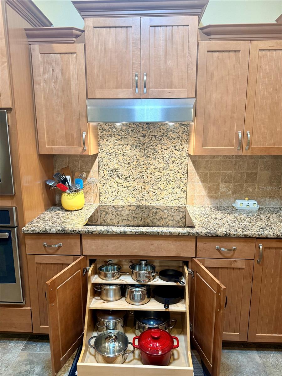 Image 15 of 100 For 3431 Torre Boulevard