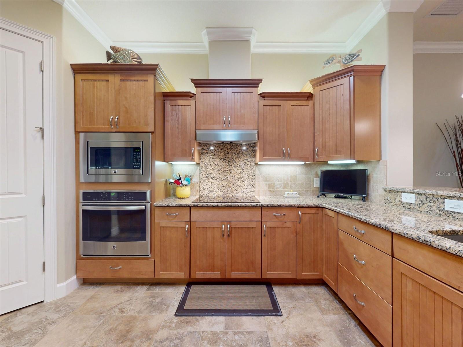 Image 16 of 100 For 3431 Torre Boulevard