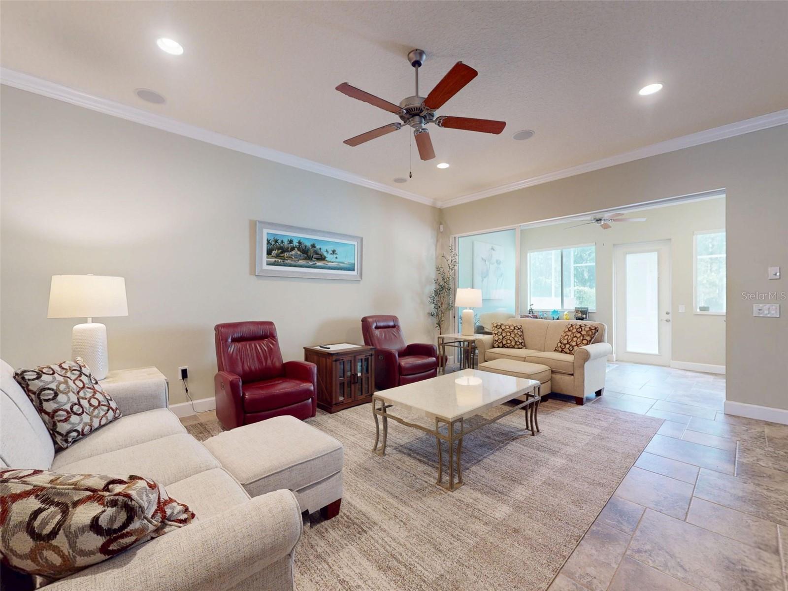 Image 30 of 100 For 3431 Torre Boulevard