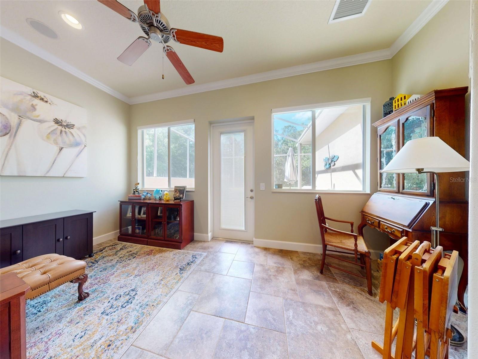 Image 36 of 100 For 3431 Torre Boulevard