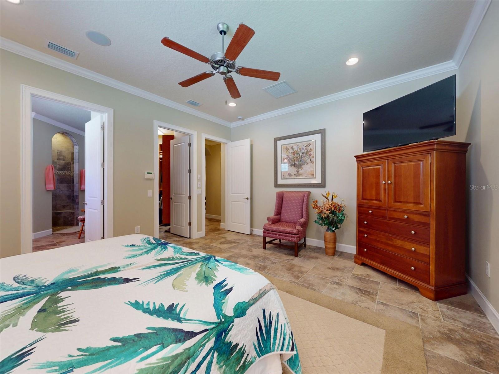 Image 43 of 100 For 3431 Torre Boulevard