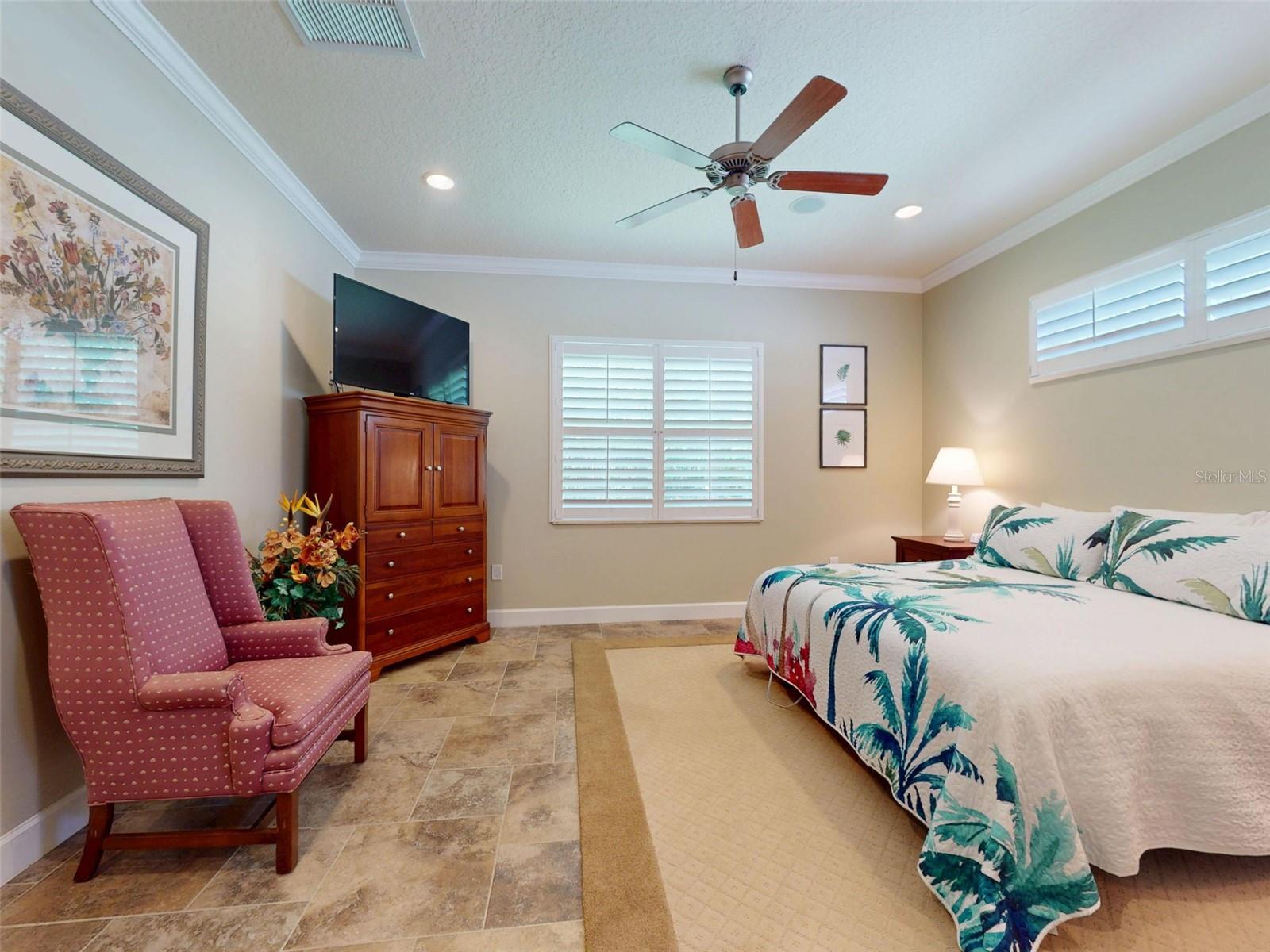 Image 45 of 100 For 3431 Torre Boulevard