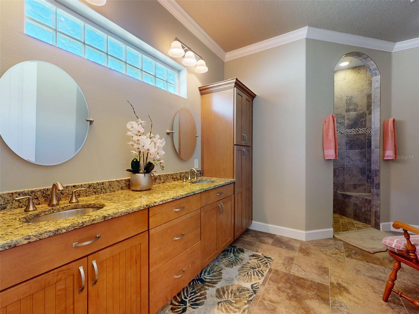 Image 47 of 100 For 3431 Torre Boulevard