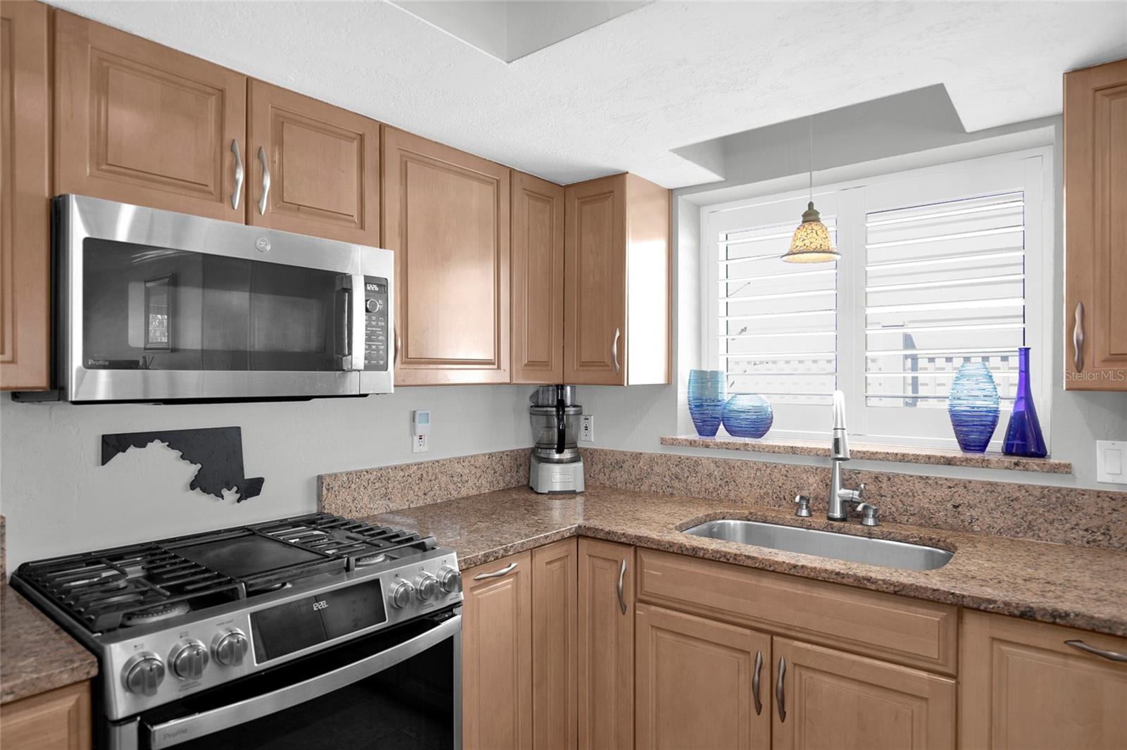 Image 12 of 53 For 315 Crawford Road