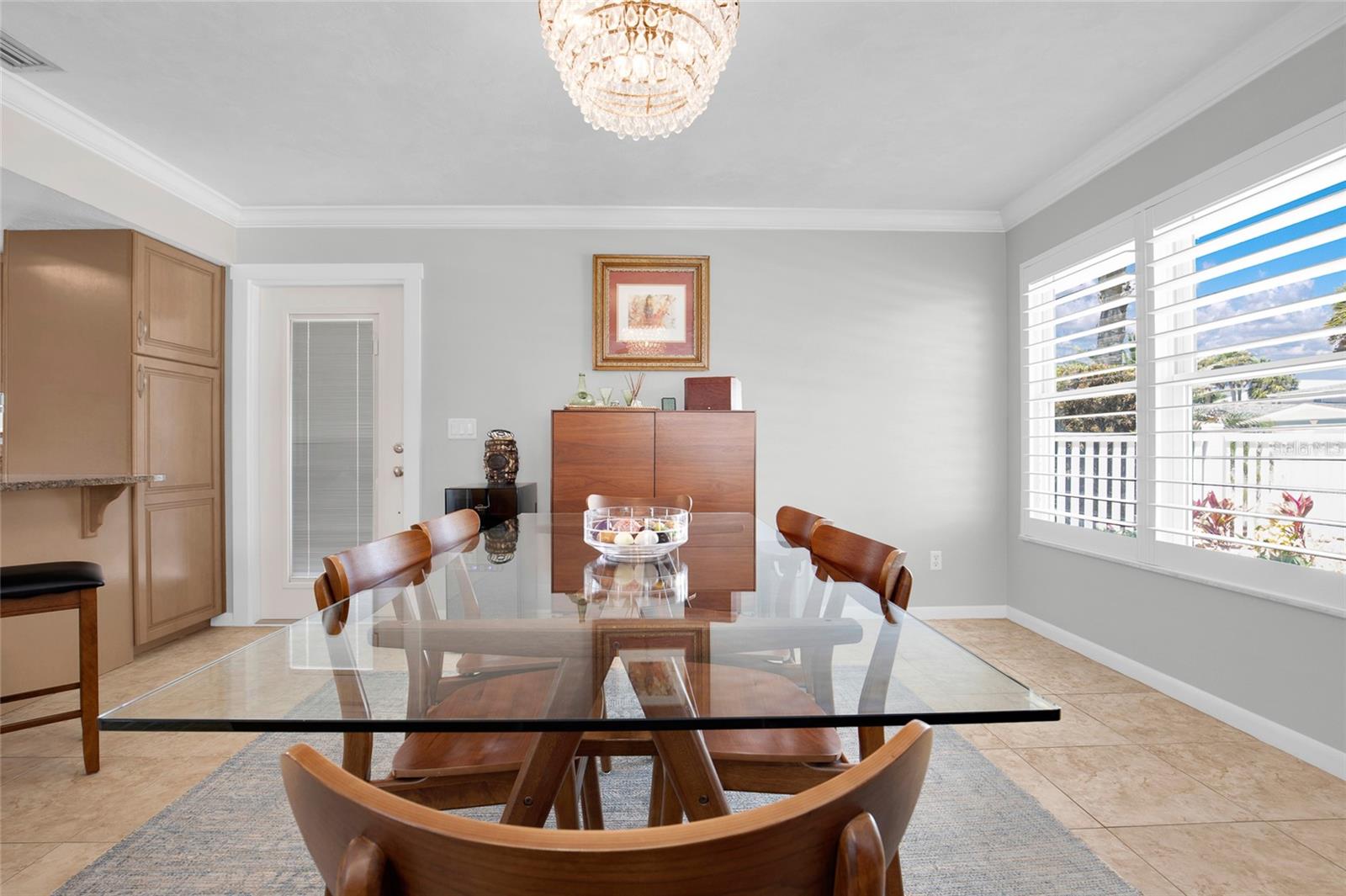 Image 18 of 53 For 315 Crawford Road