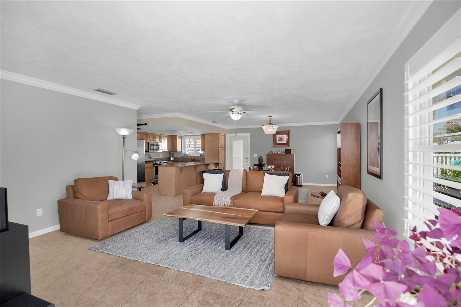 Image 7 of 53 For 315 Crawford Road