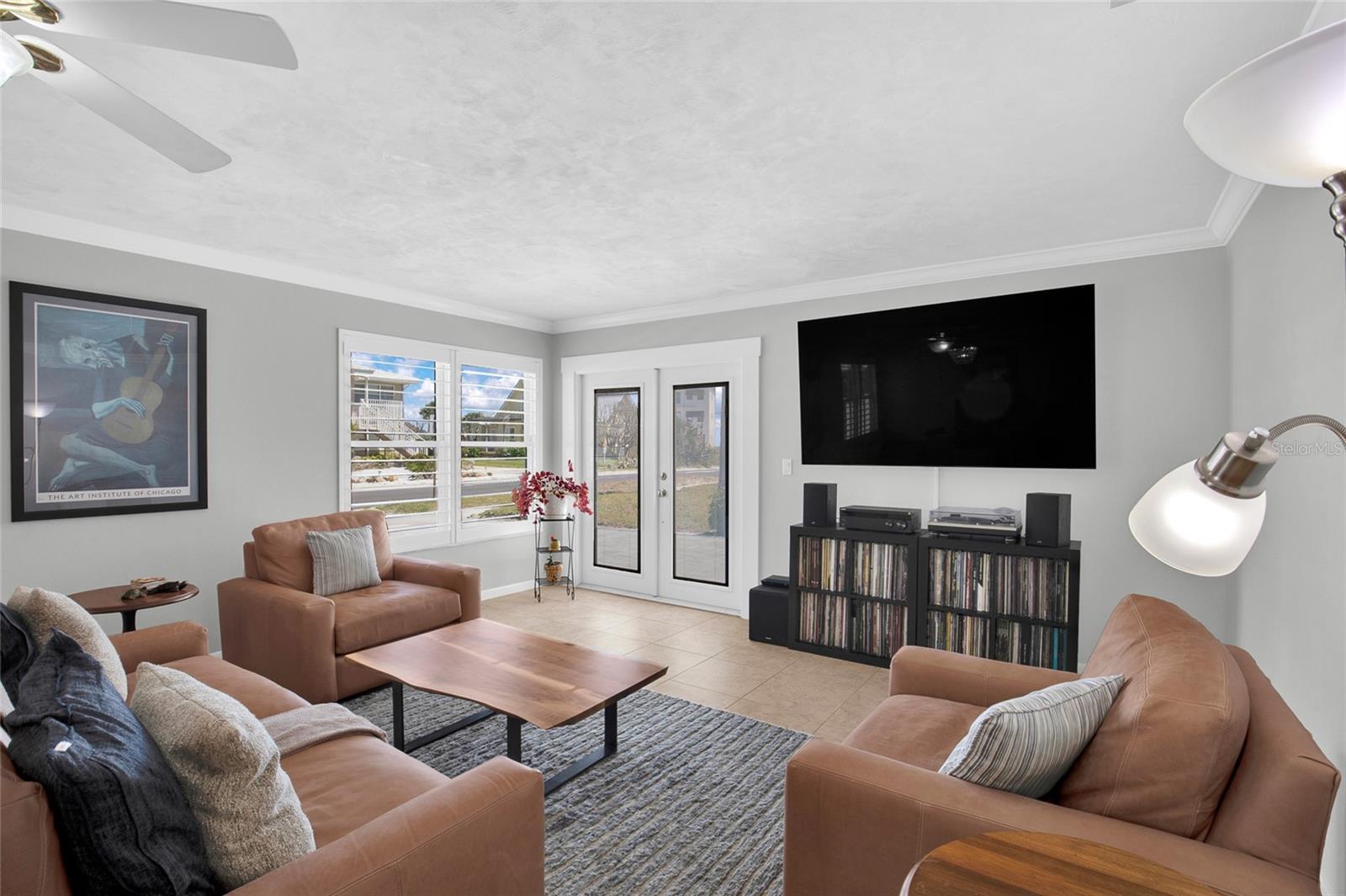 Image 8 of 53 For 315 Crawford Road