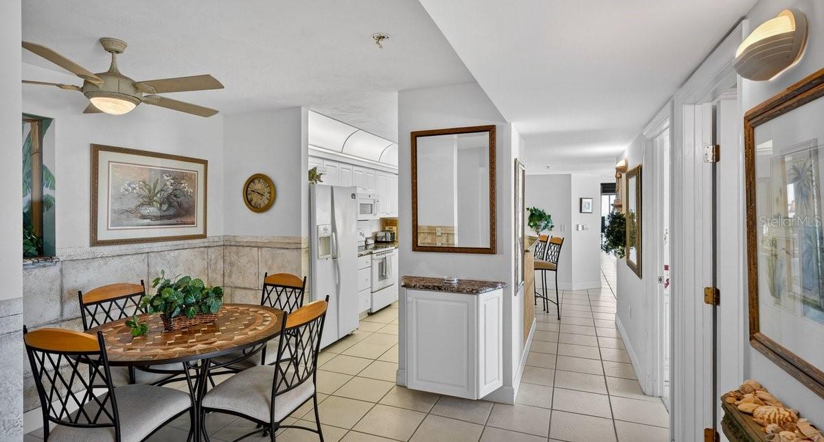 Image 13 of 63 For 3425 Atlantic Avenue 1706