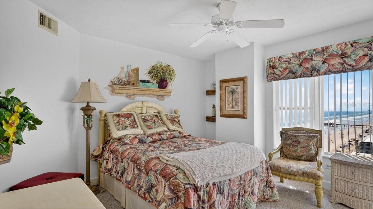 Image 27 of 63 For 3425 Atlantic Avenue 1706