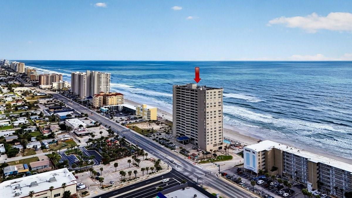 Image 33 of 63 For 3425 Atlantic Avenue 1706