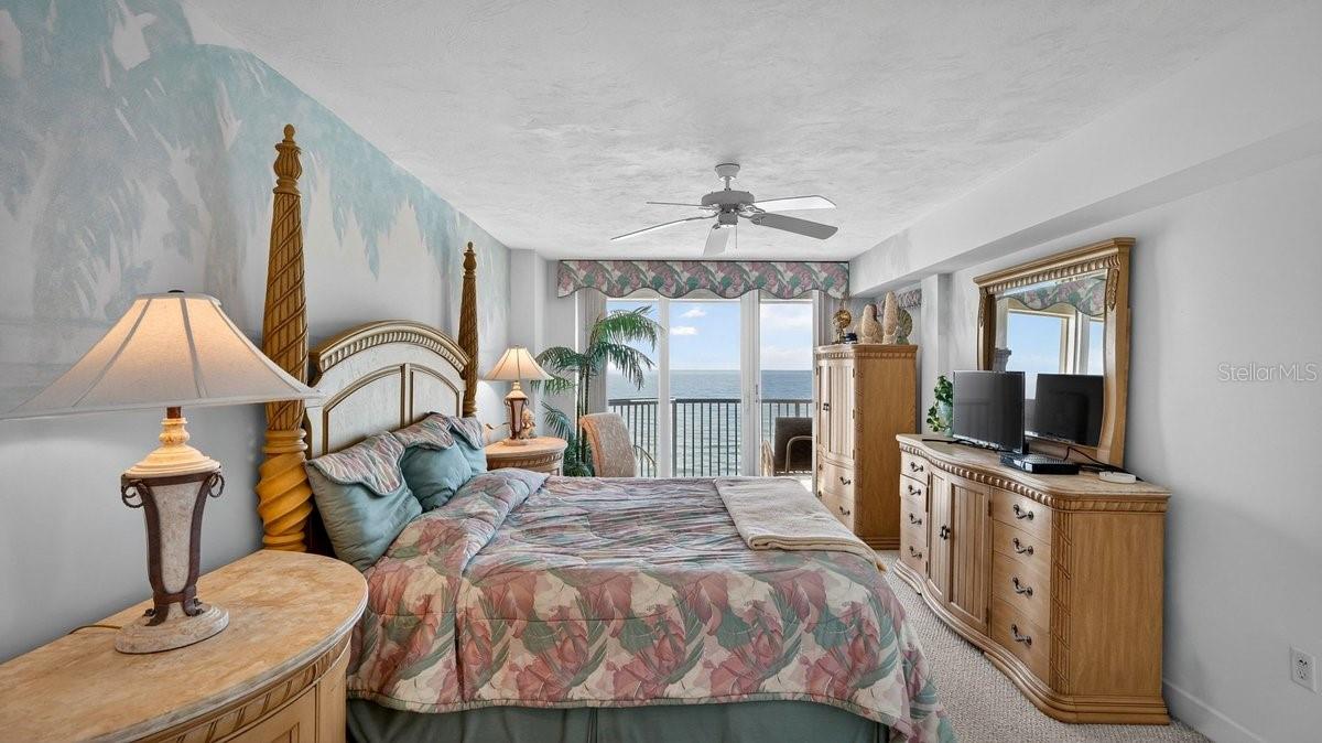 Image 5 of 63 For 3425 Atlantic Avenue 1706