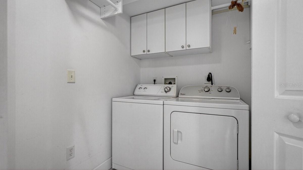 Image 9 of 63 For 3425 Atlantic Avenue 1706