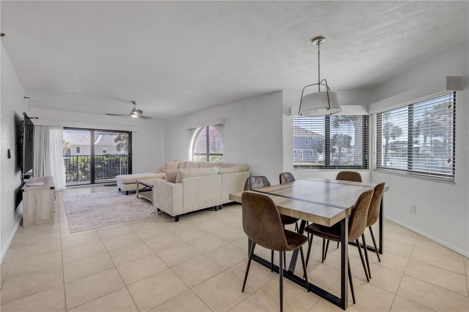 Image 15 of 44 For 3001 Atlantic Avenue 503