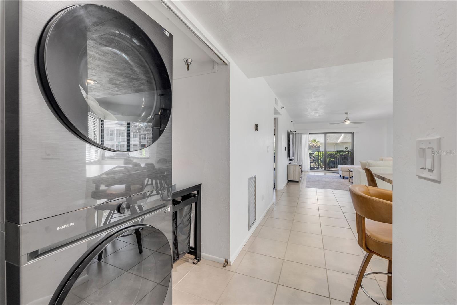 Image 6 of 44 For 3001 Atlantic Avenue 503