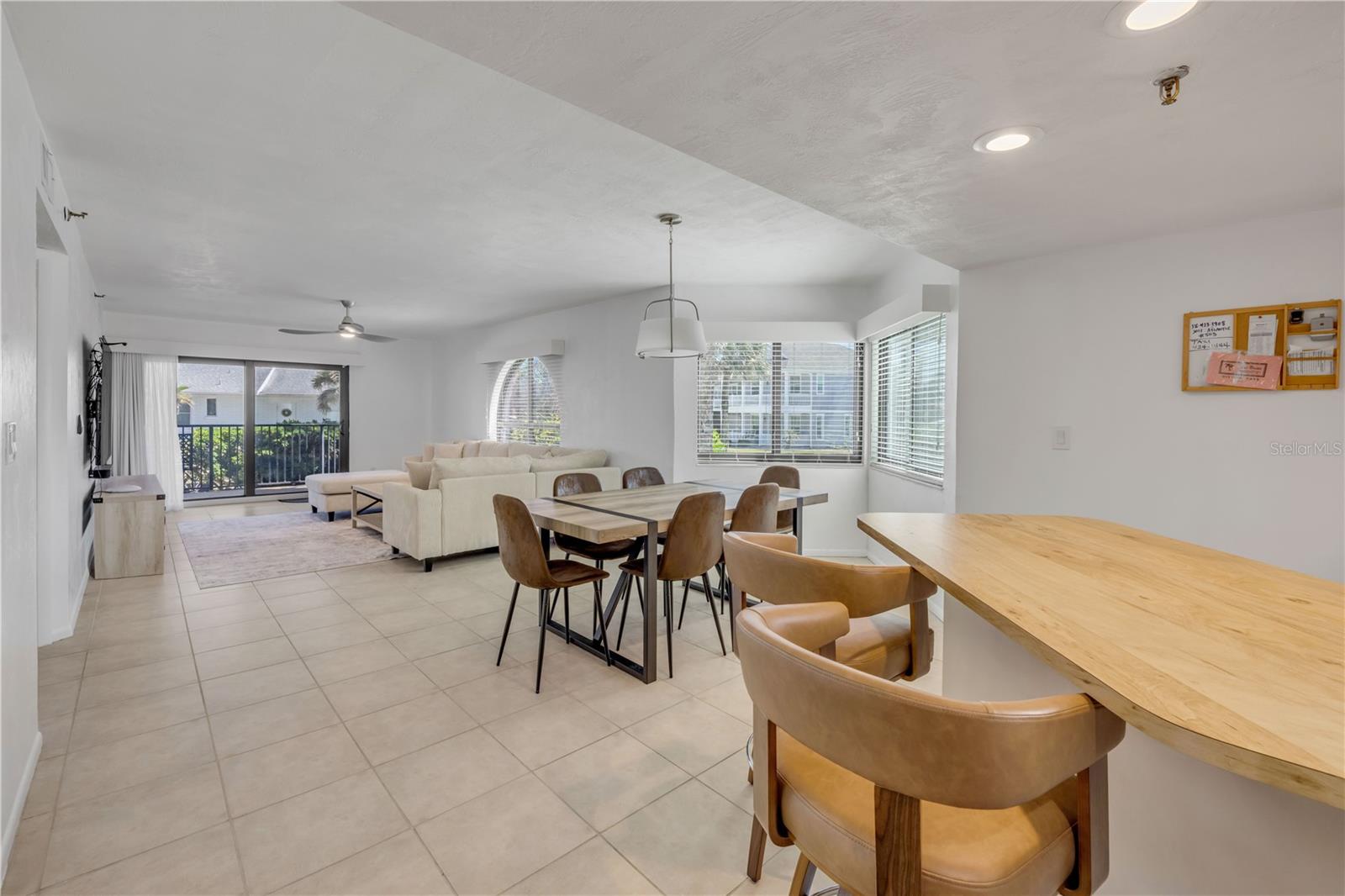 Image 7 of 44 For 3001 Atlantic Avenue 503