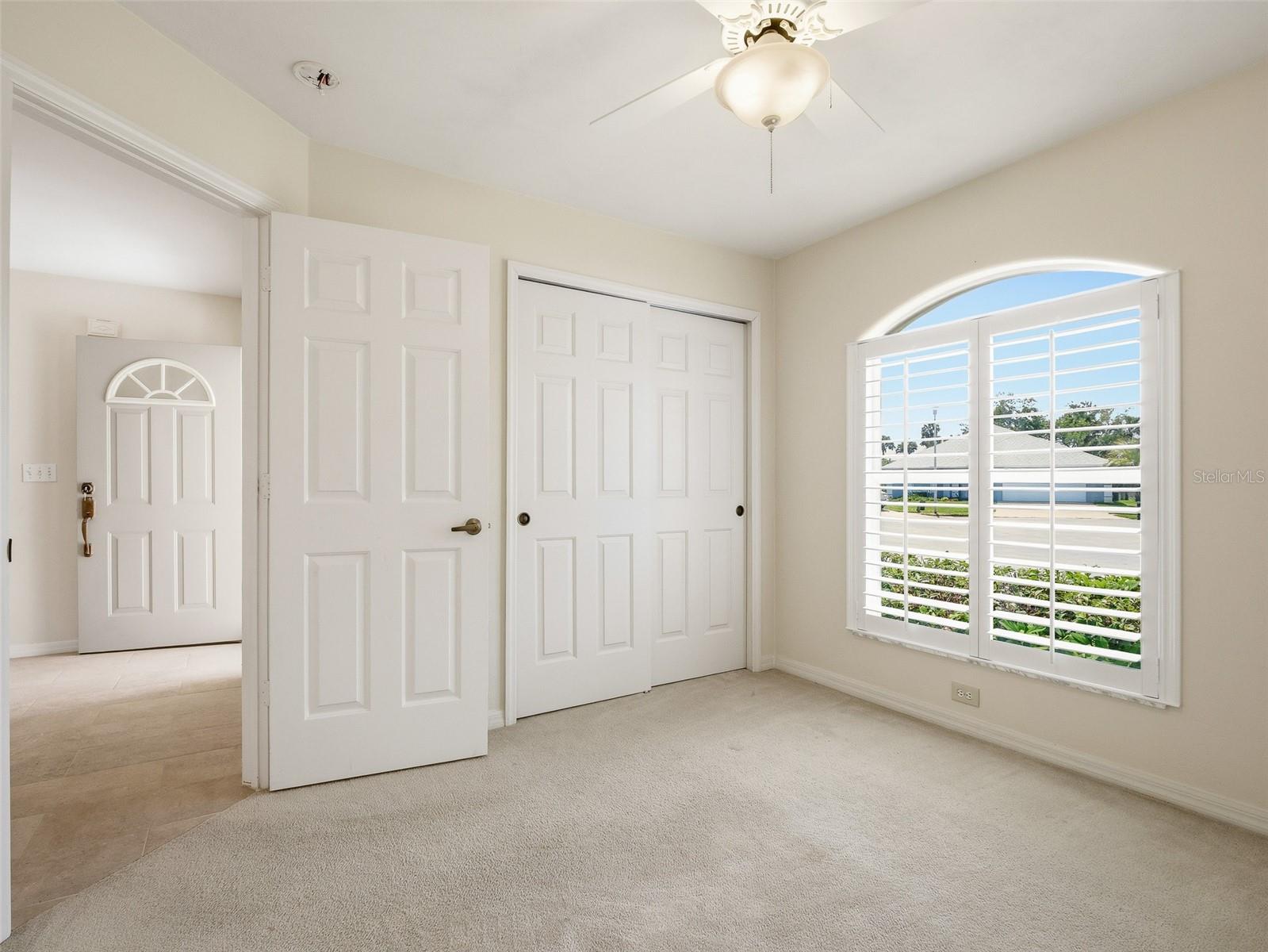 Image 37 of 49 For 659 Wellesley Court