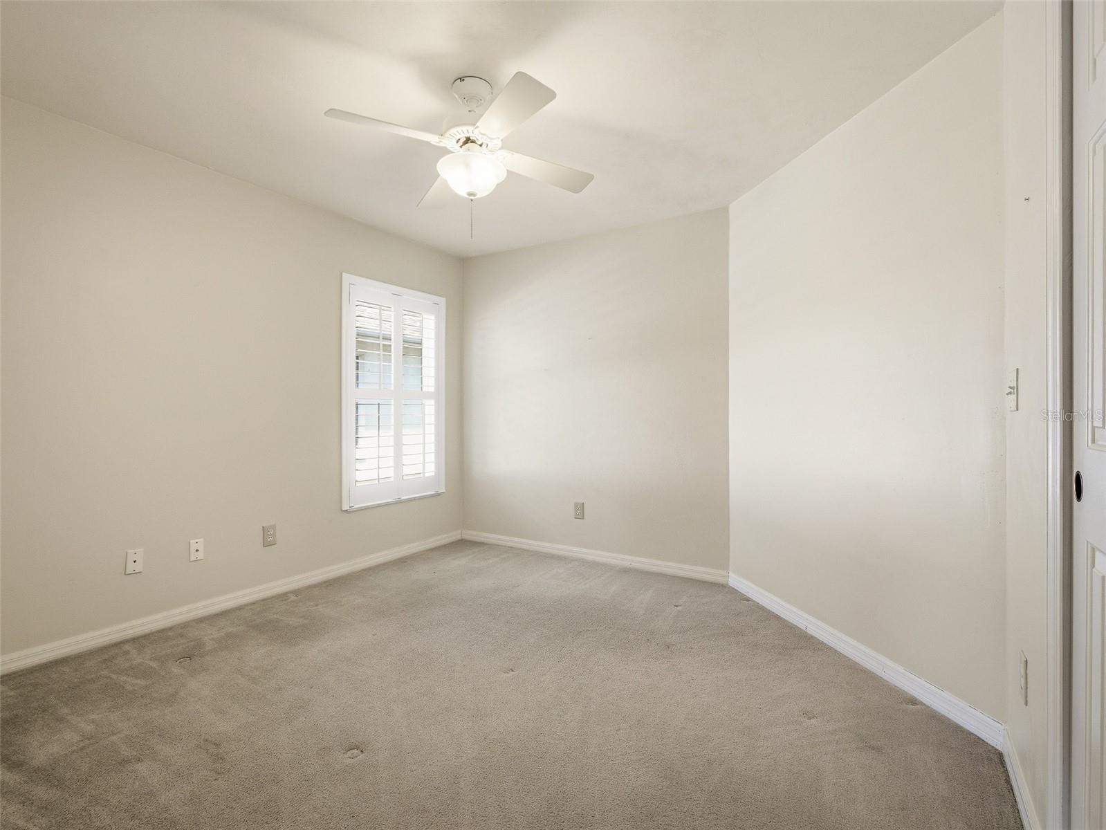 Image 39 of 49 For 659 Wellesley Court