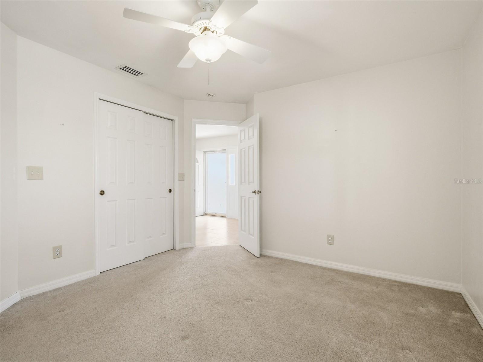 Image 40 of 49 For 659 Wellesley Court