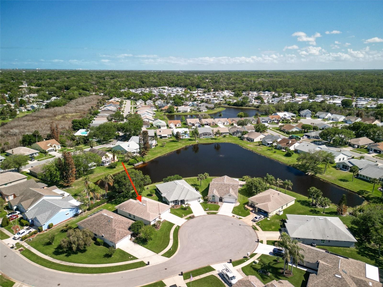 Image 8 of 49 For 659 Wellesley Court