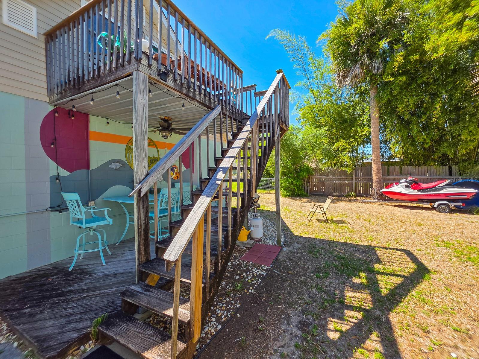 Image 41 of 82 For 121 Palm Way