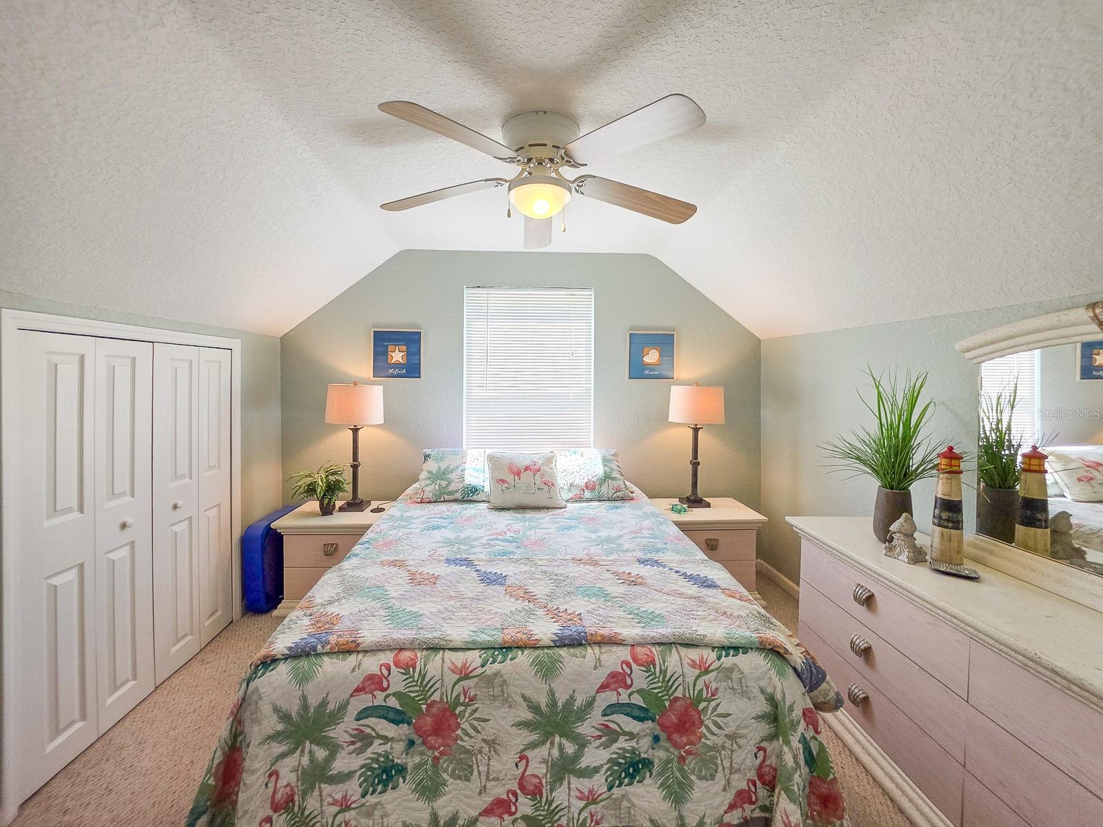 Image 48 of 82 For 121 Palm Way