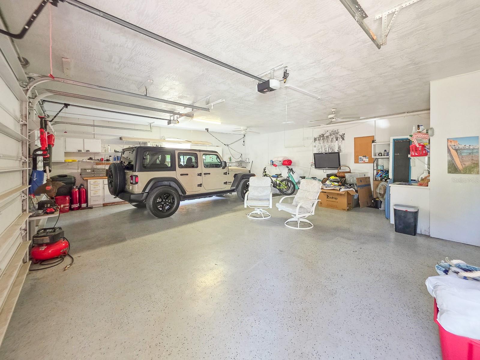 Image 51 of 82 For 121 Palm Way