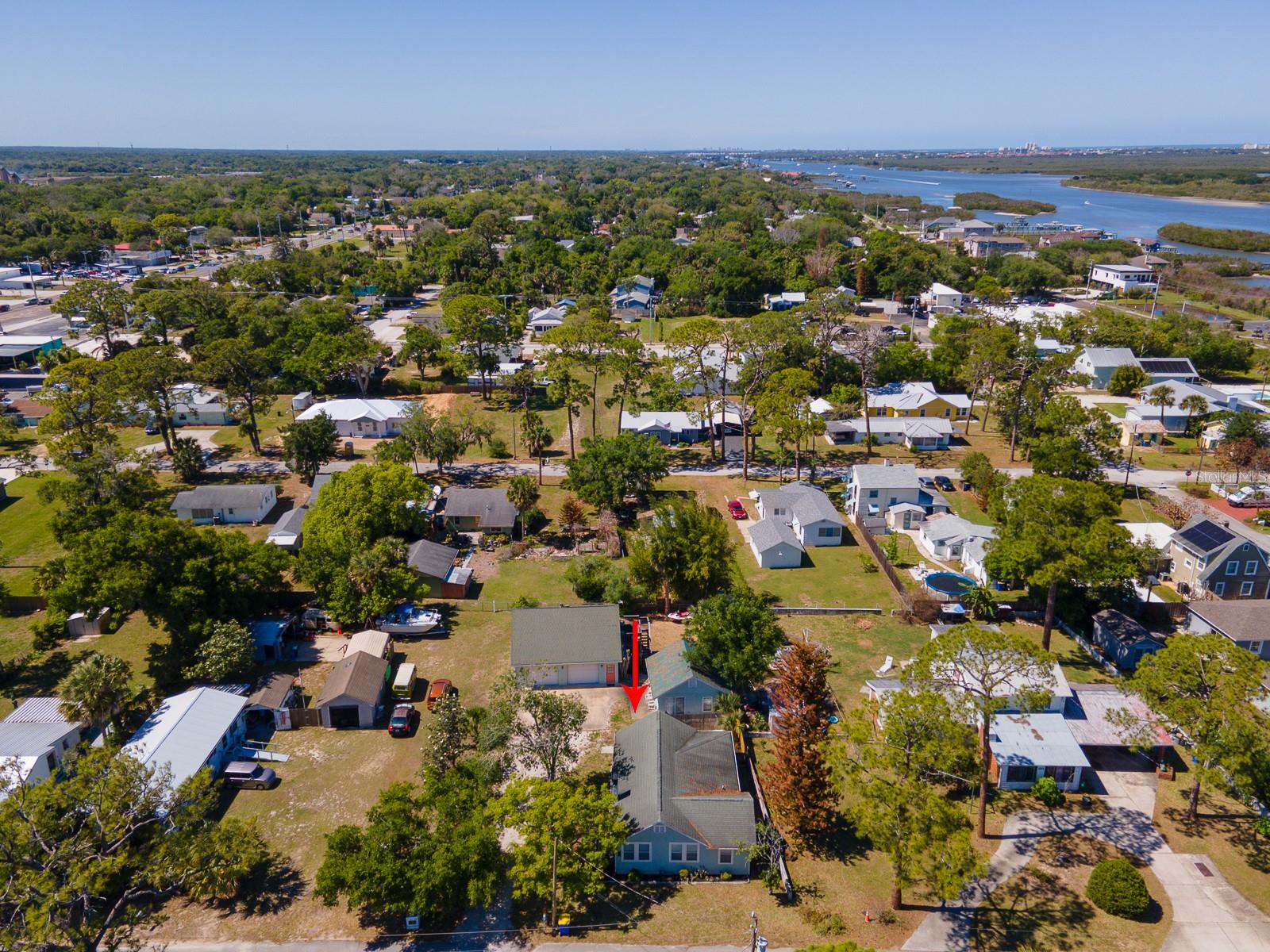 Image 60 of 82 For 121 Palm Way