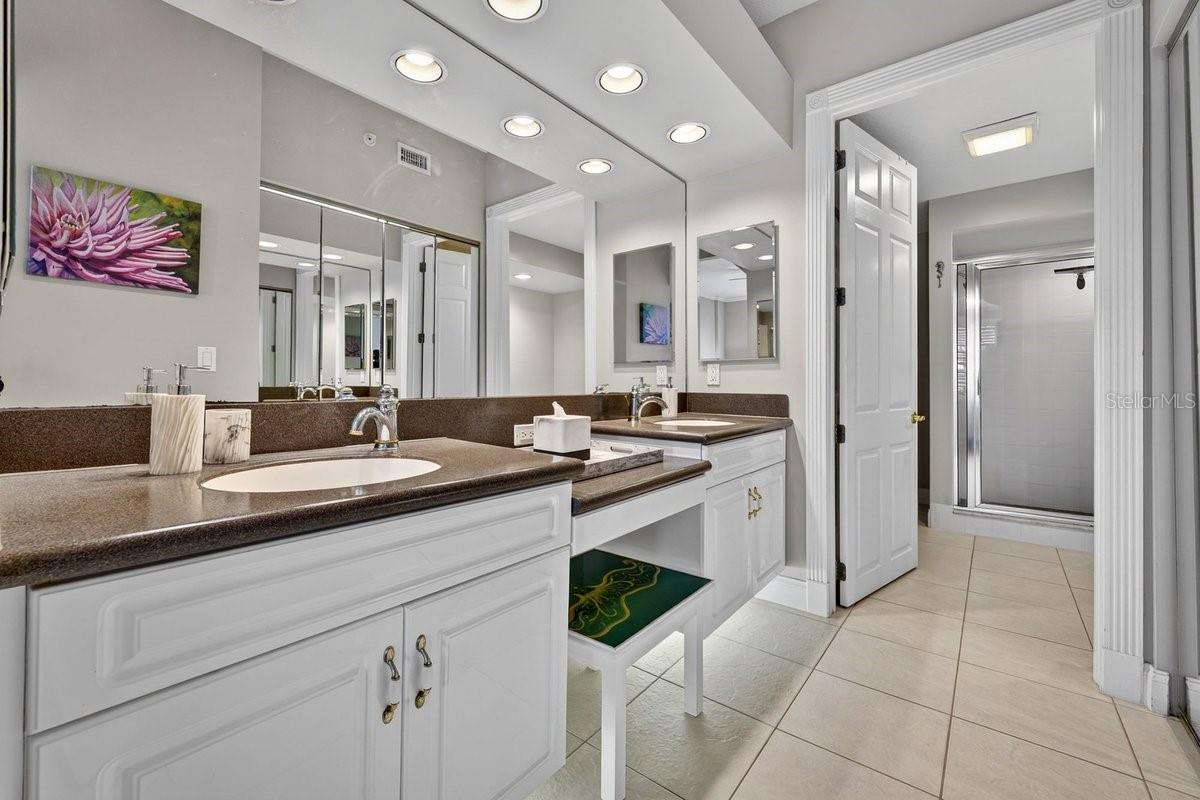 Image 16 of 70 For 4628 Harbour Village Boulevard 2206