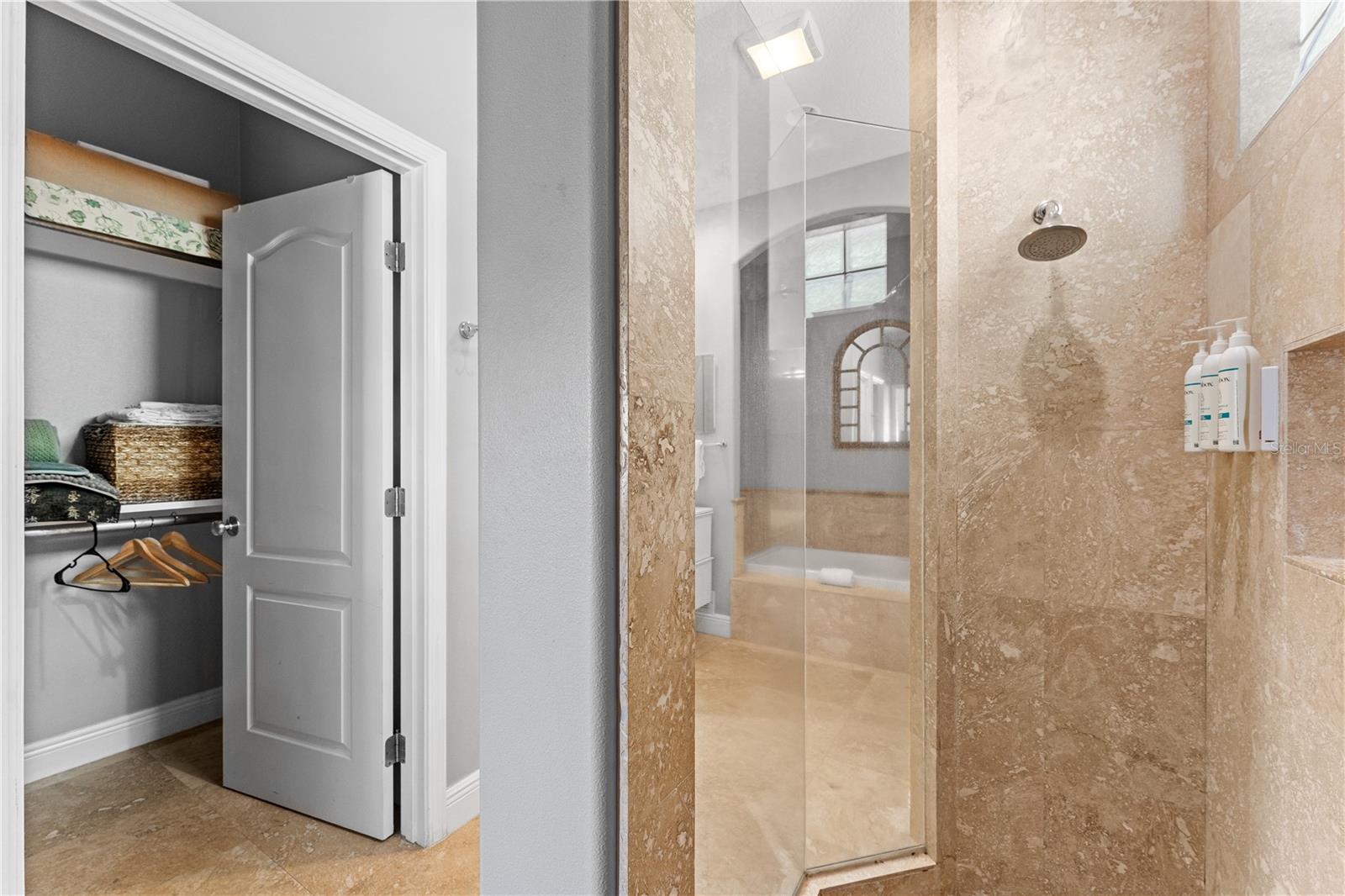 Image 19 of 49 For 827 26th Avenue