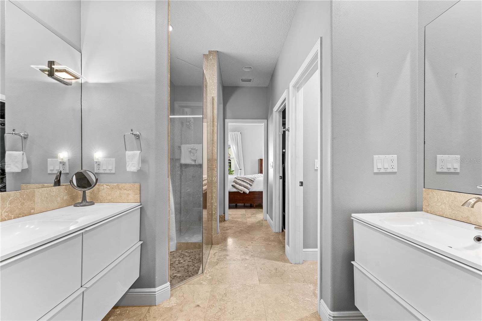 Image 21 of 49 For 827 26th Avenue