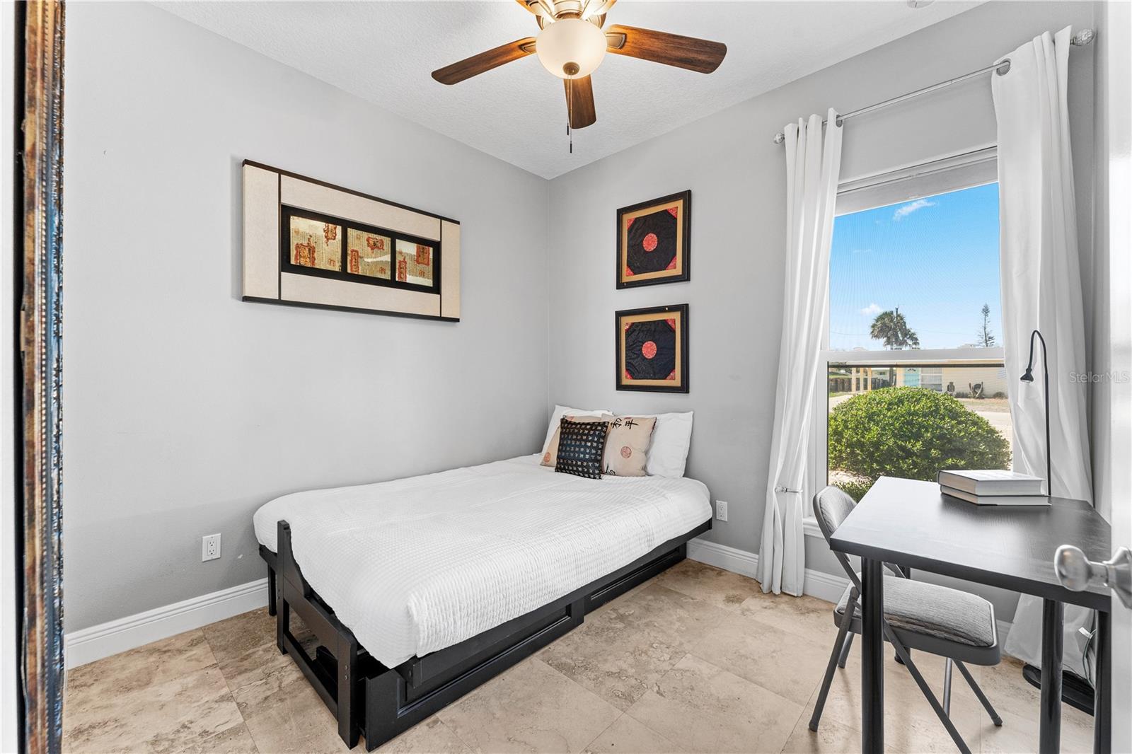 Image 25 of 49 For 827 26th Avenue