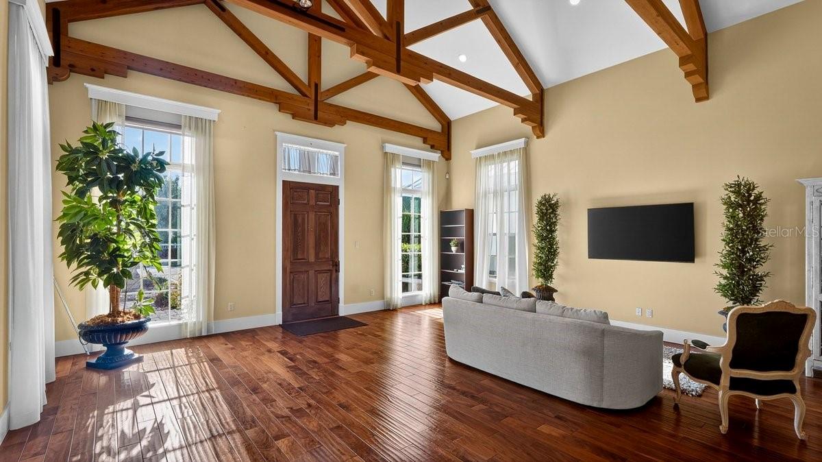 Image 13 of 49 For 3 Ashford Lakes Drive