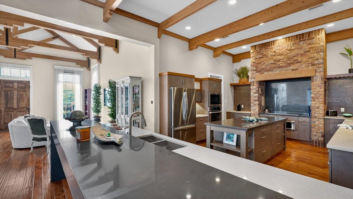 Image 19 of 49 For 3 Ashford Lakes Drive