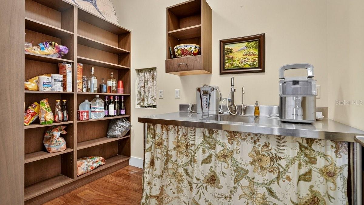 Image 22 of 49 For 3 Ashford Lakes Drive