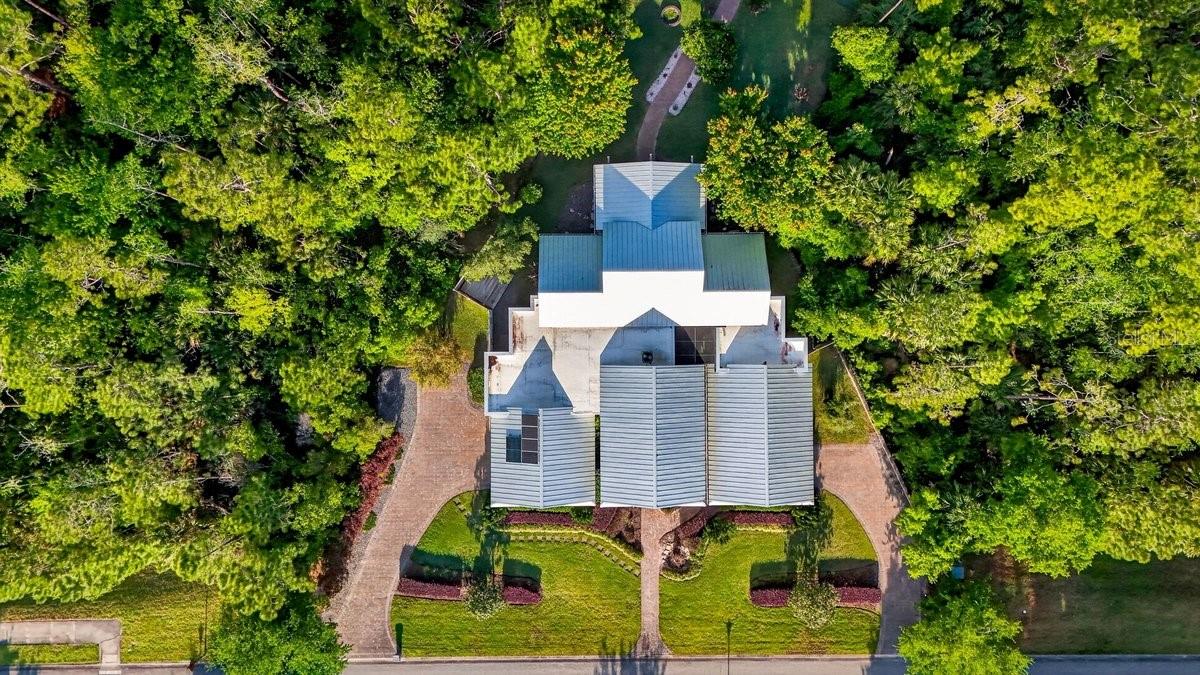 Image 3 of 49 For 3 Ashford Lakes Drive