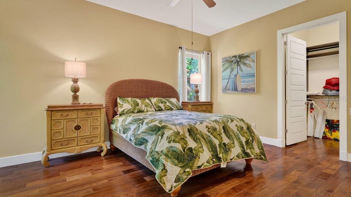 Image 36 of 49 For 3 Ashford Lakes Drive