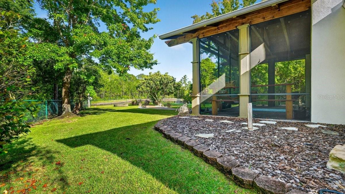 Image 43 of 49 For 3 Ashford Lakes Drive