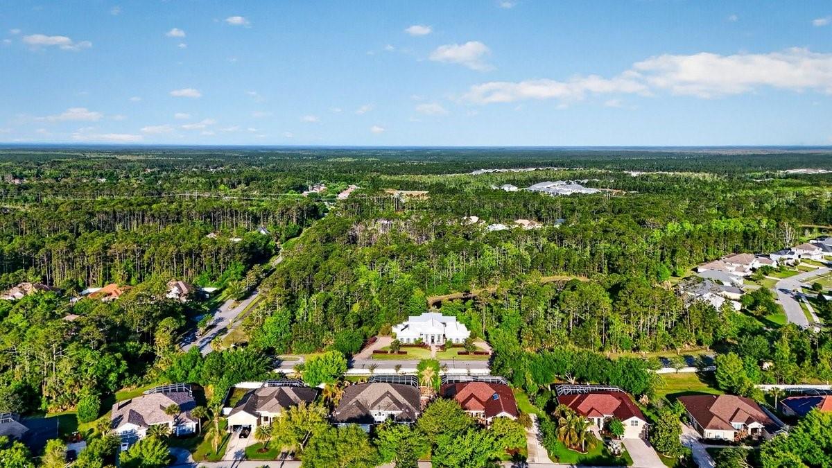 Image 8 of 49 For 3 Ashford Lakes Drive