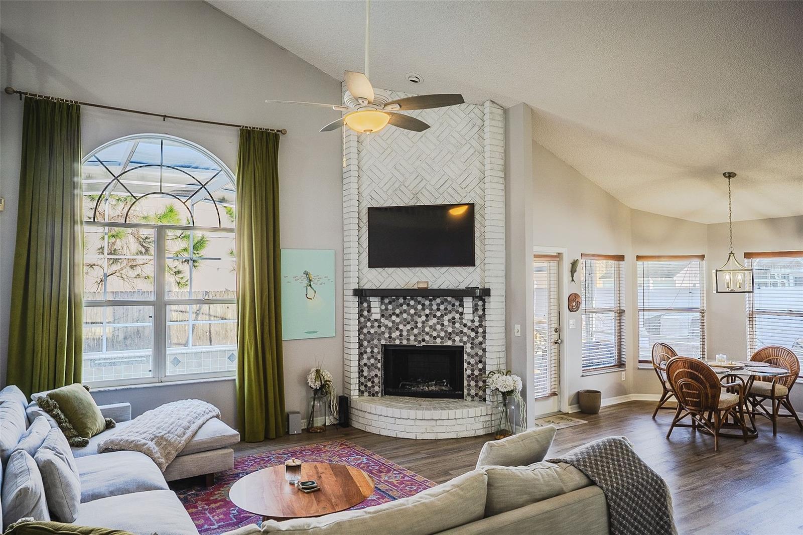 Image 16 of 59 For 5795 Windsor Hill Drive