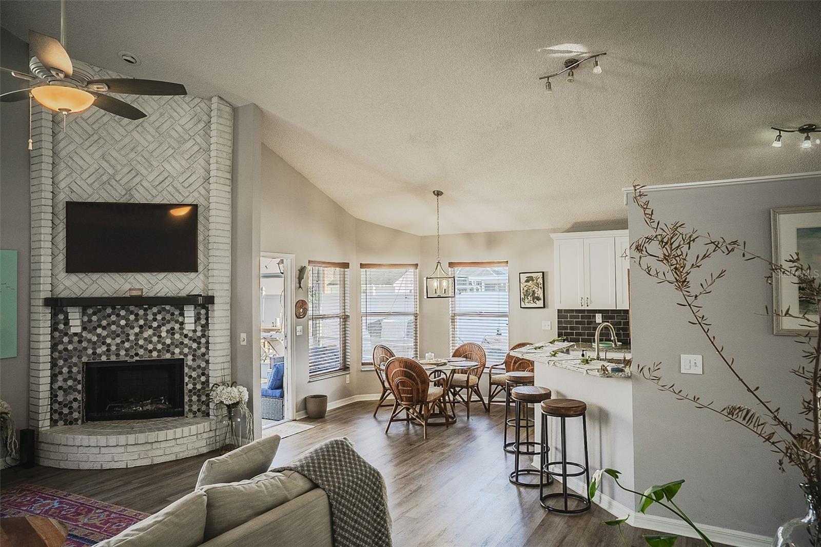 Image 17 of 59 For 5795 Windsor Hill Drive