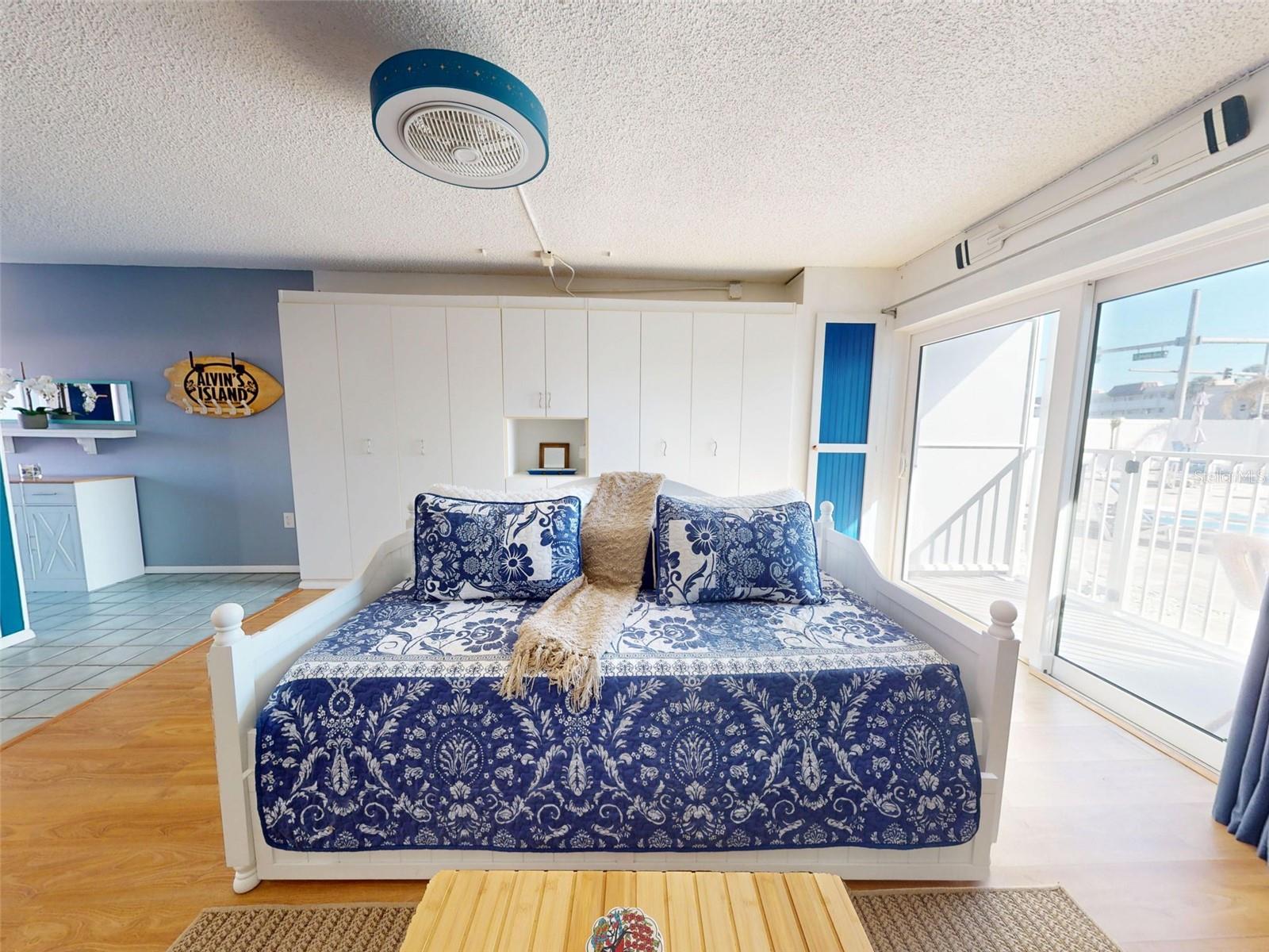 Image 14 of 37 For 3700 Atlantic Avenue 103