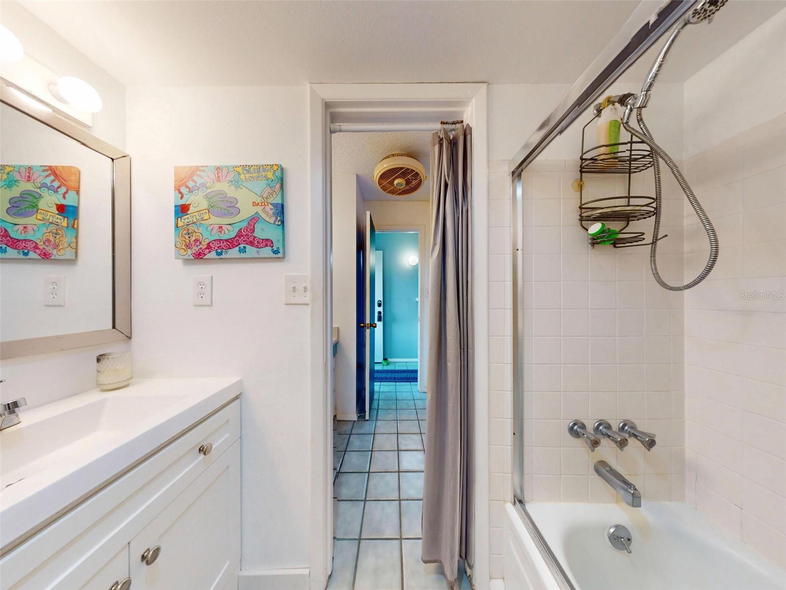 Image 24 of 37 For 3700 Atlantic Avenue 103