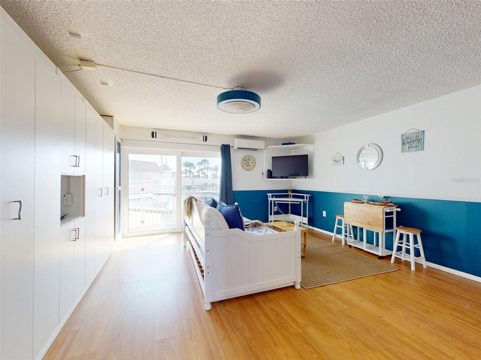 Image 8 of 37 For 3700 Atlantic Avenue 103