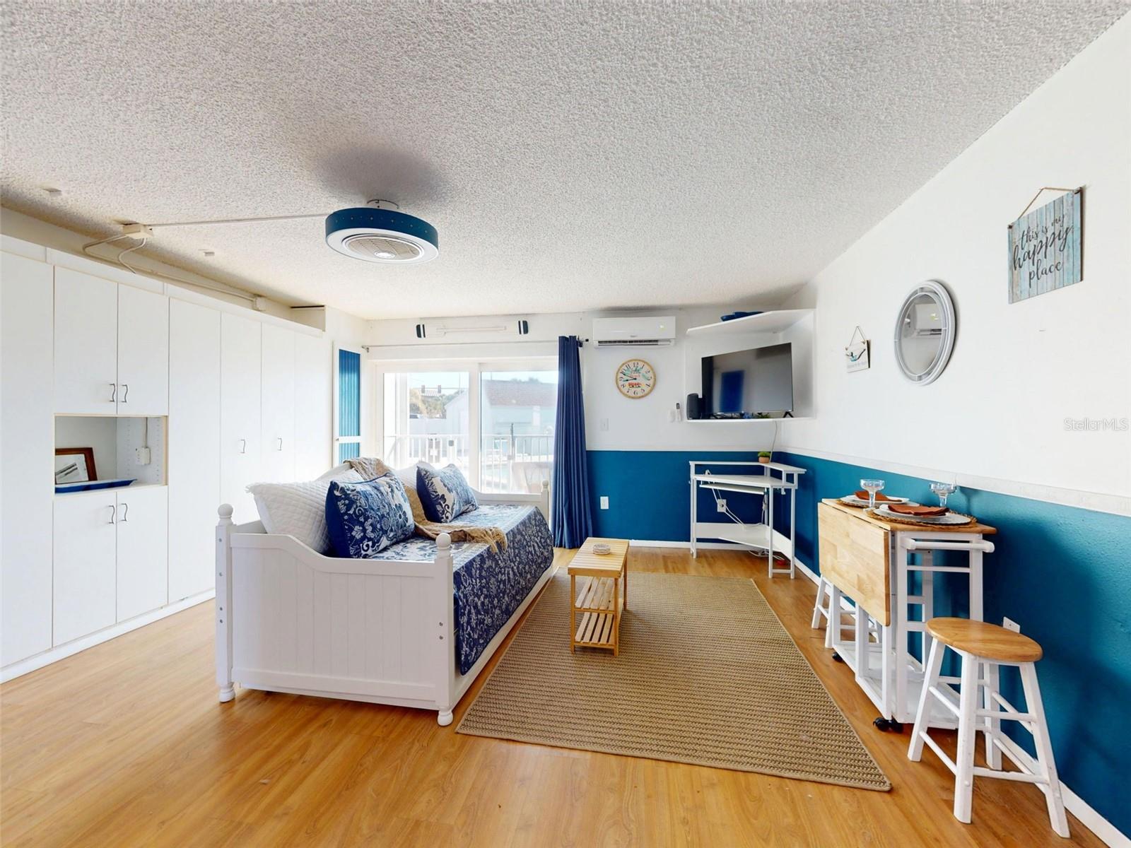 Image 9 of 37 For 3700 Atlantic Avenue 103