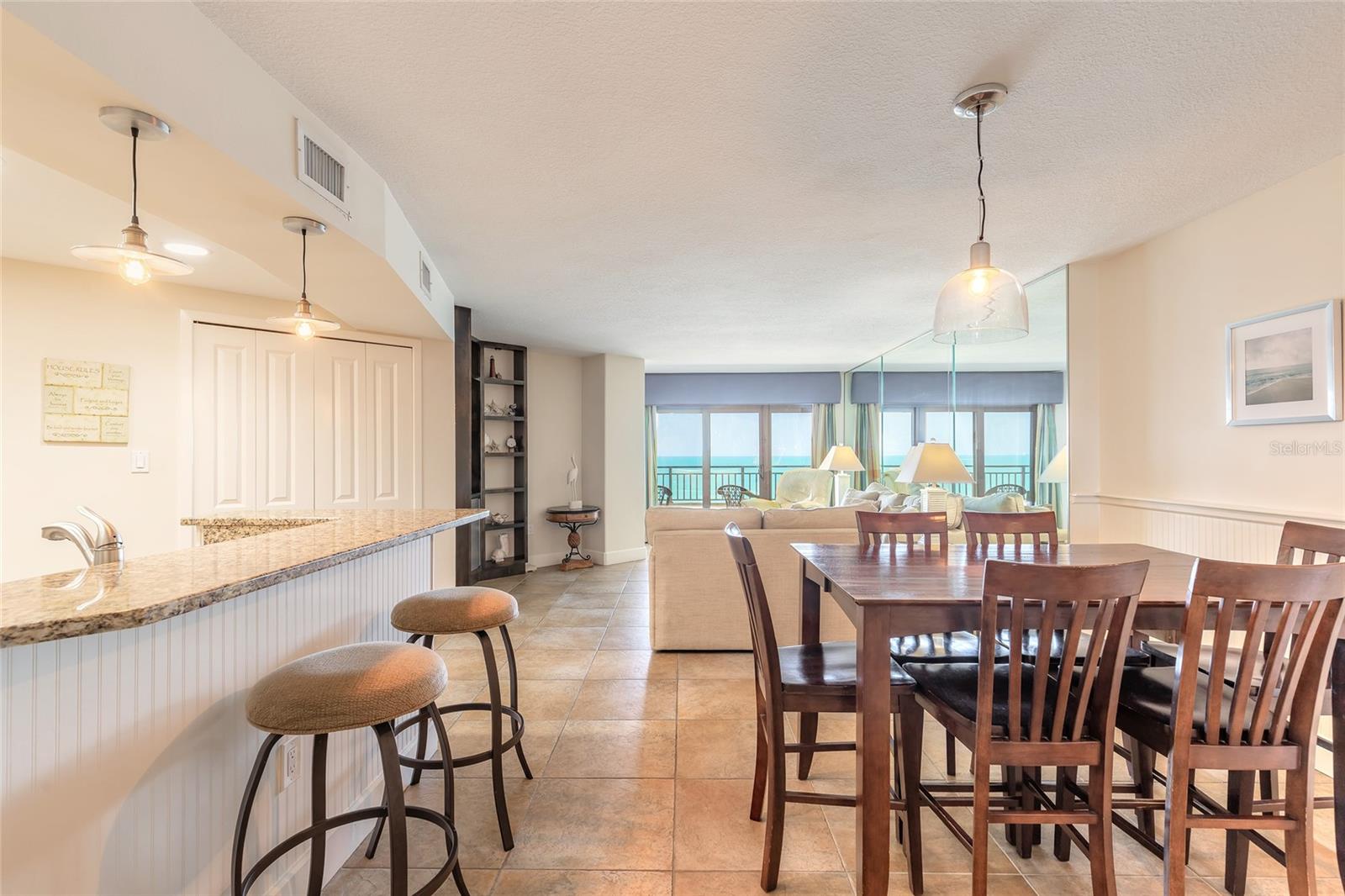 Image 12 of 37 For 5207 Atlantic Avenue 1123