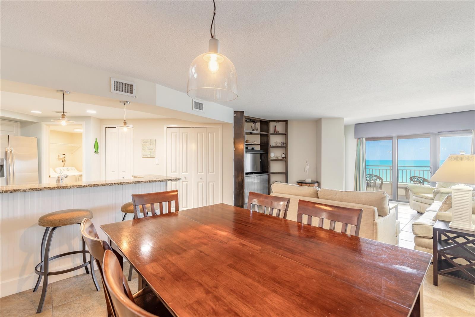 Image 14 of 37 For 5207 Atlantic Avenue 1123