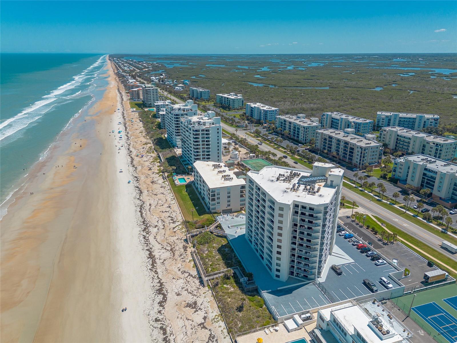 Image 2 of 37 For 5207 Atlantic Avenue 1123