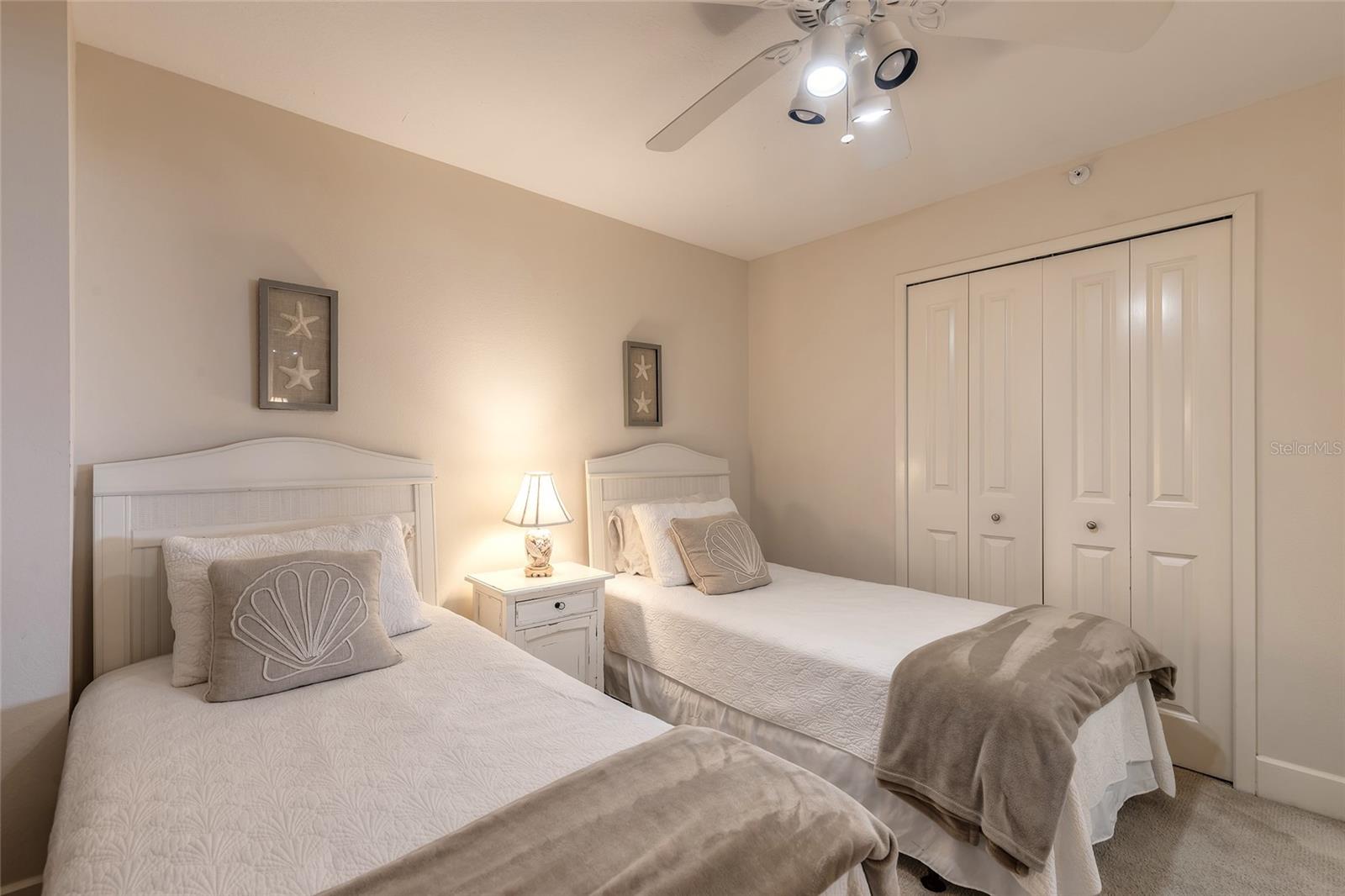 Image 24 of 37 For 5207 Atlantic Avenue 1123