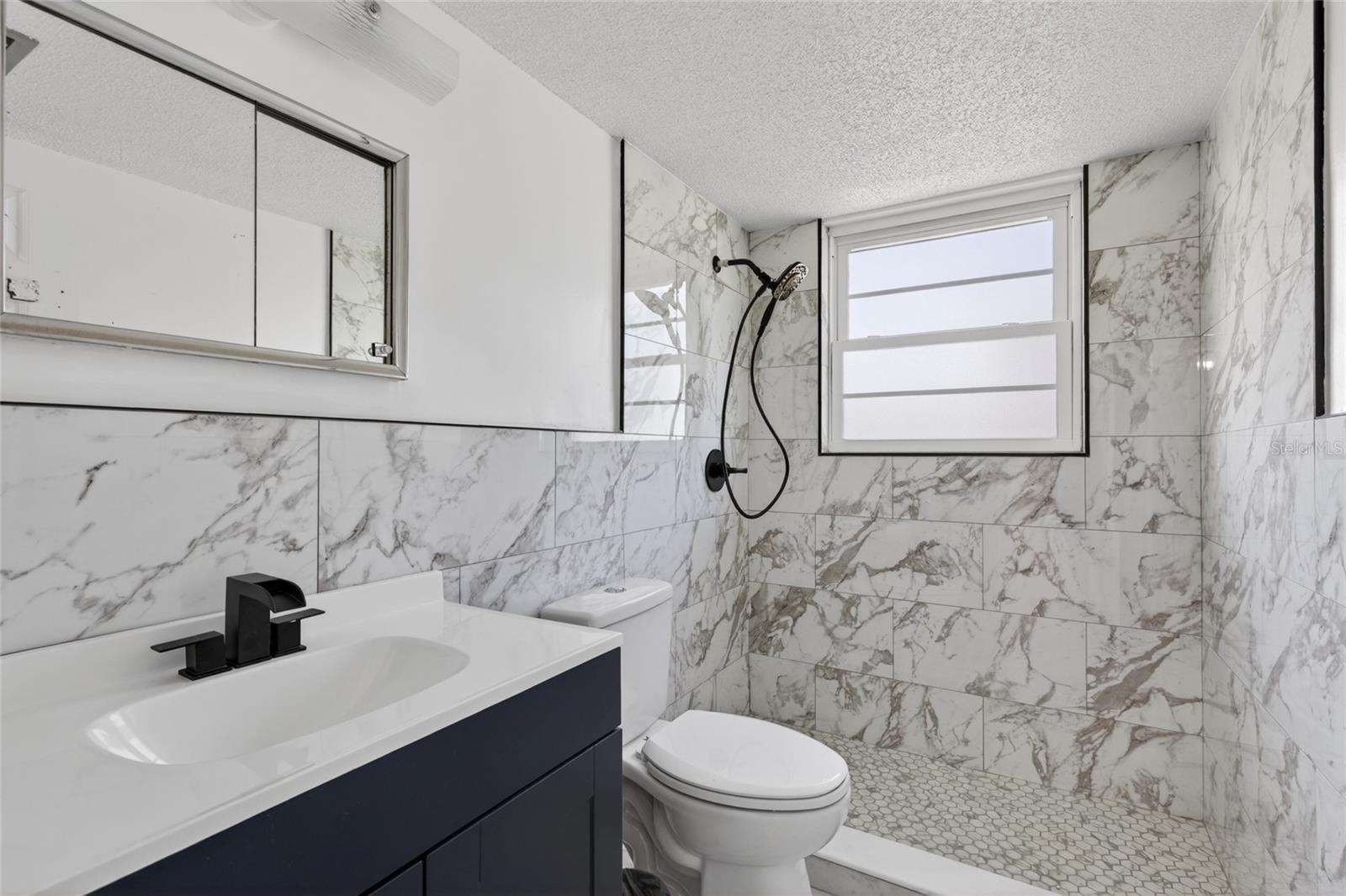 Image 19 of 39 For 1800 Palmetto Avenue 1010